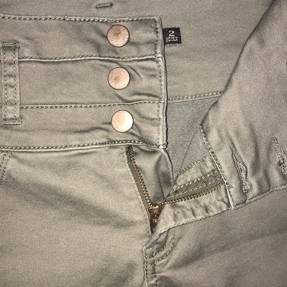 Skinny Jeans - Picture 2 of 4